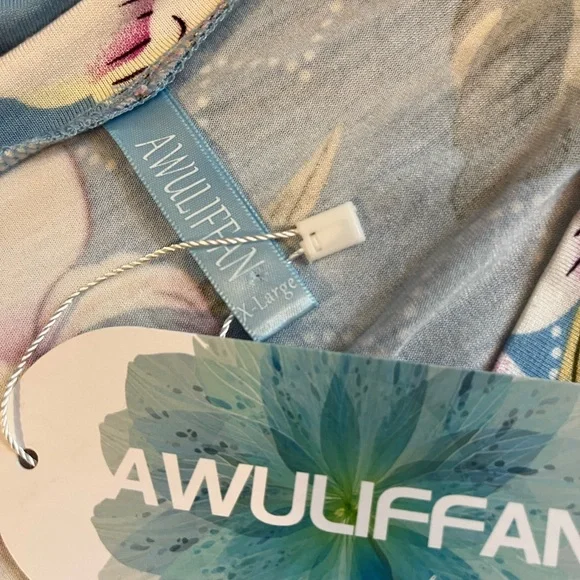 NWT Size XL Blue Floral Print Blue Women's Tunic Top W/Long Sleeve & V-Neckline - Picture 7 of 13